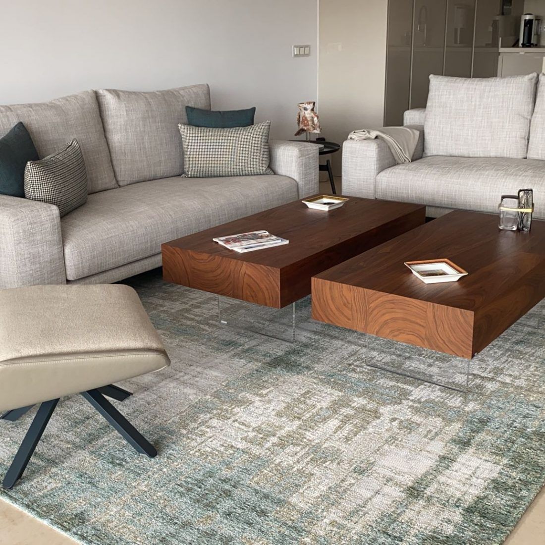 Golden Mile apartment